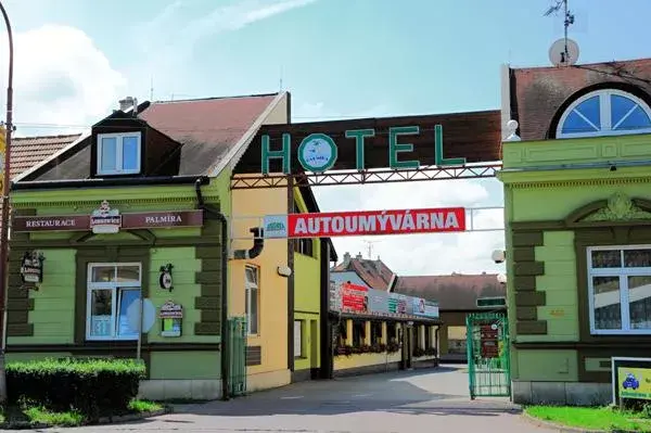 Photo 3 of Hotel Palmira